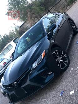 تۆیۆتا کامری